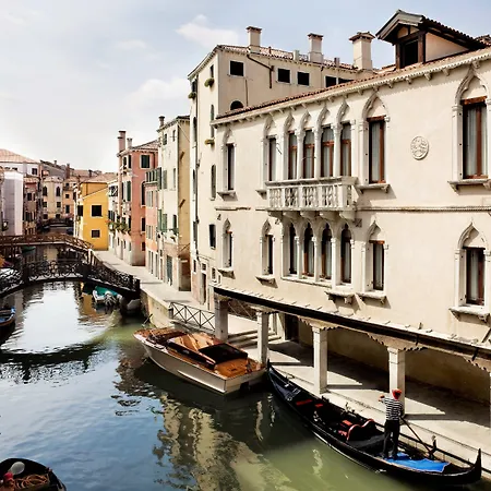 Maison Venezia | Una Esperienze-3